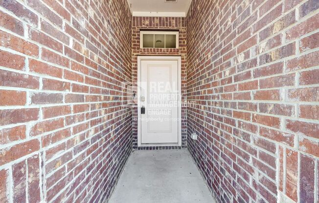 Recently Updated Single Story Corner 4-Bedroom Home Available for Rent — Move-In Special!