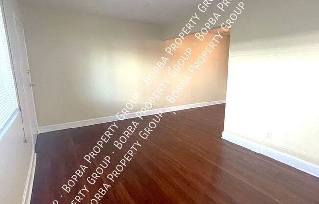 3384 Santa Fe Ave.