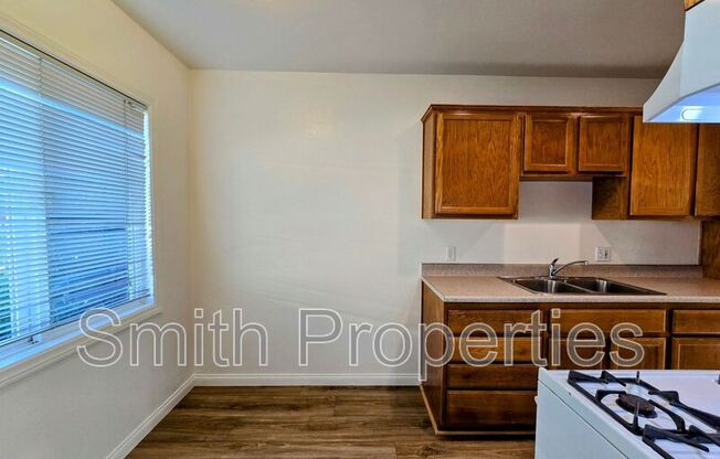 2223 W 248 ST