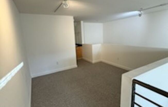 2 beds, 1.5 baths, $3,395, Unit 107