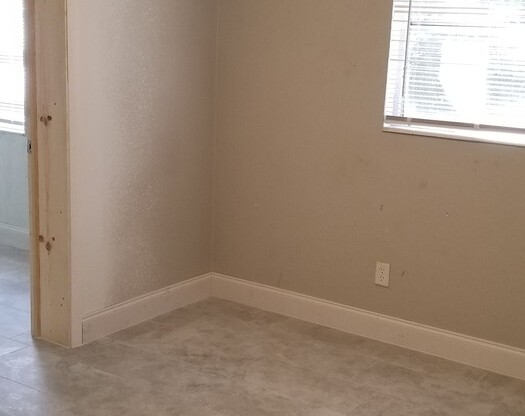 3 beds, 1 bath, $1,695