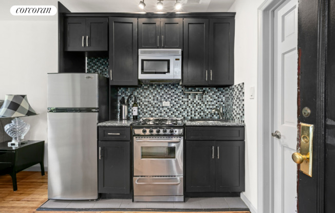 513 E 5 ST
