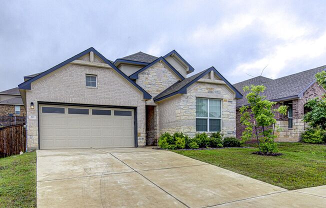 Bright and Spacious Home in Georgetown’s Riverview