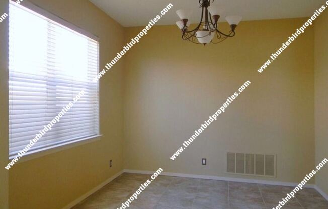 6704 Suerte Place NE