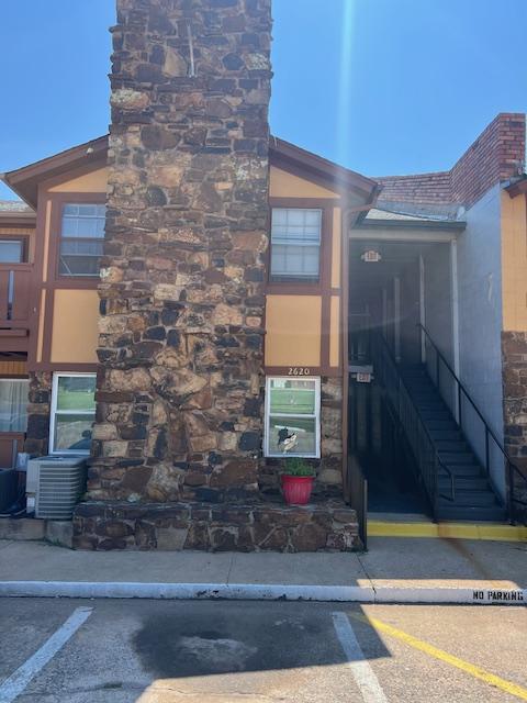 2620 N ANN ARBOR AVE