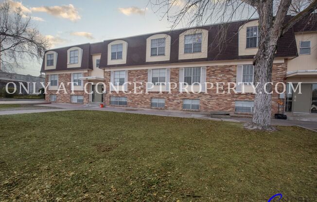 2 beds, 1 bath, 920 sqft, $1,349, Unit 39