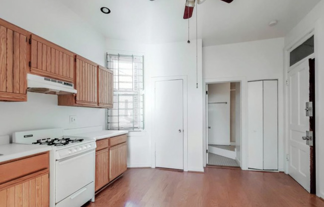 1821 West North Ave.