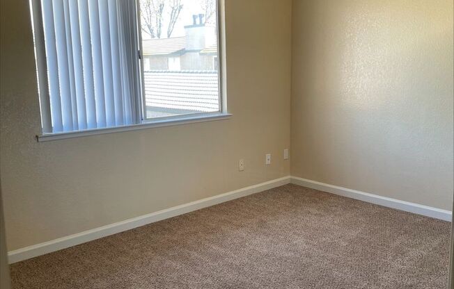 Boulder Springs Apartments