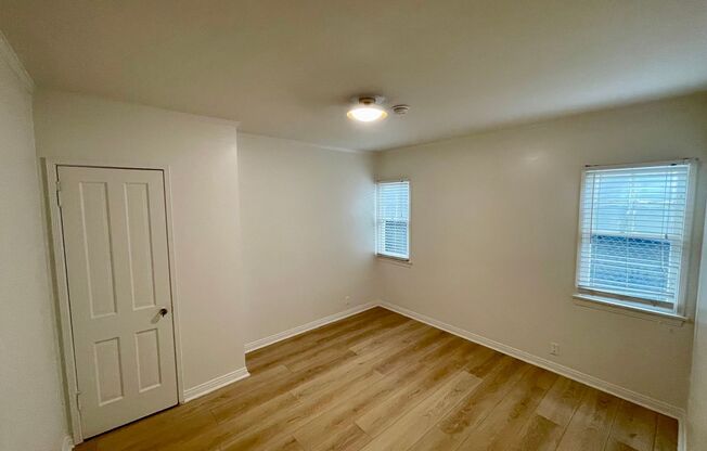 1 bed, 1 bath, 850 sqft, $2,100, Unit 7418