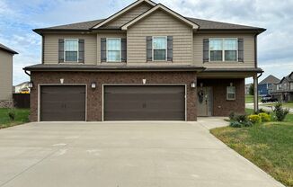 4 beds, 2.5 baths, $2,595