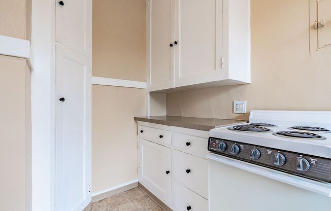 1 bed, 1 bath, 600 sqft, $1,795, Unit 207
