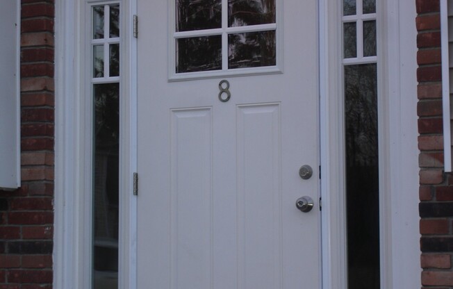 8 GROTON HARVARD RD