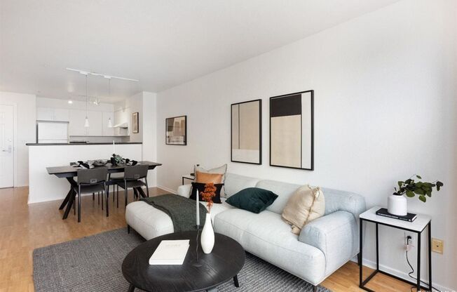 1BD/1BA Condo at Oceanview Village - Close to SF State, BART, Shopping!