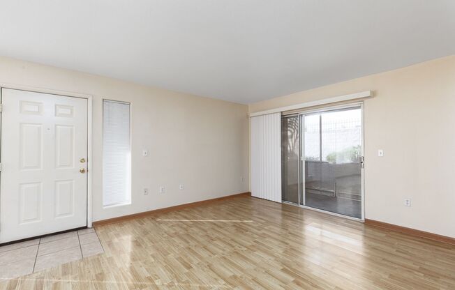 3 beds, 2 baths, $1,325, Unit Bldg 58