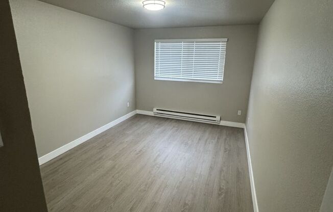 1 bed, 1 bath, 712 sqft, $1,450, Unit B9