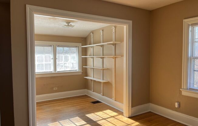 1 bed, 1.5 baths, 1,200 sqft, $1,100, Unit 2048-3