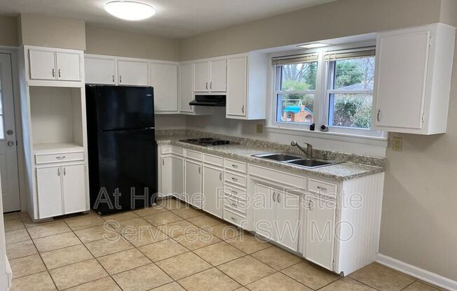 1468 E Seminole