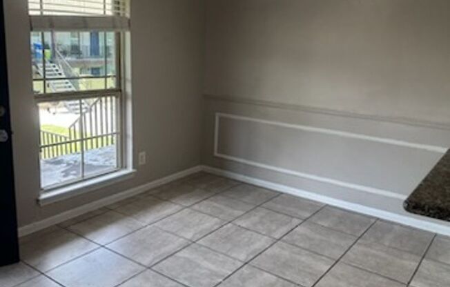 2 beds, 2 baths, 1,075 sqft, $1,300, Unit 56