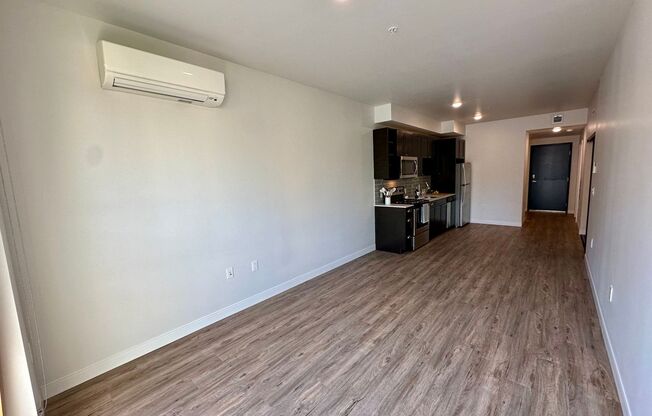 1 bed, 1 bath, 581 sqft, $1,780, Unit Unit 503