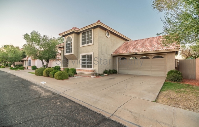 3924 E ORCHID LN