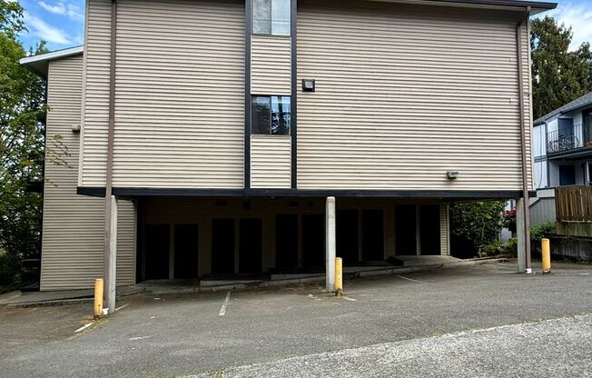 Davis Apartments