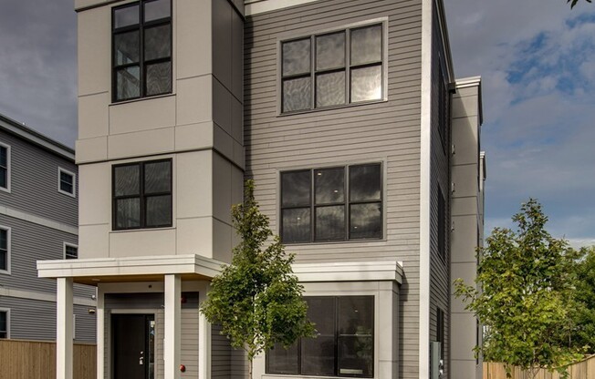 46 MURDOCK ST
