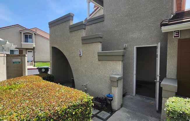 2beds/2bath Condo near Victoria Gardens!