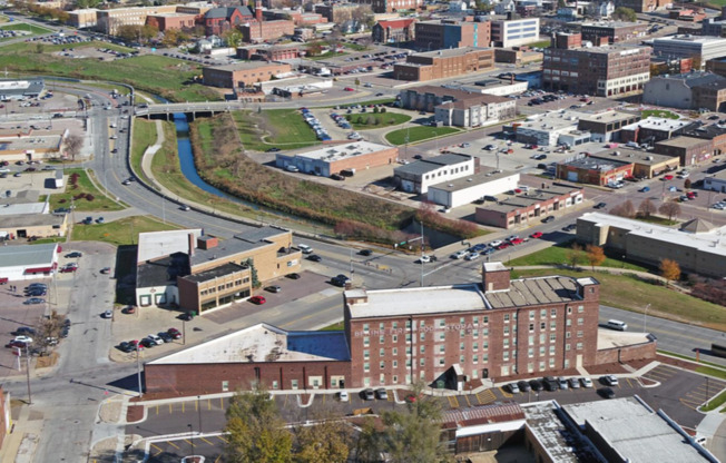 1 bed, 1 bath, 735 sqft, $1,097, Unit 121