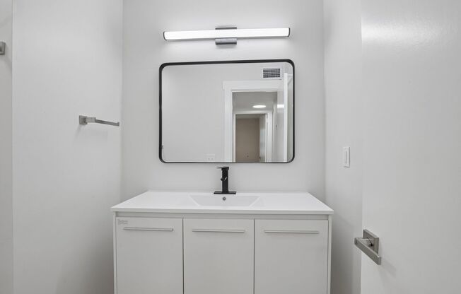 2 beds, 2 baths, 1,000 sqft, $1,692