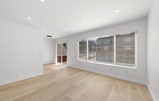 1321 COLUMBUS