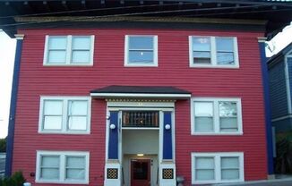 16 SW Porter St