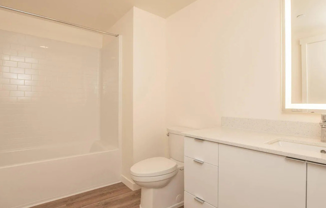 1 bed, 1 bath, 768 sqft, $1,995, Unit 311