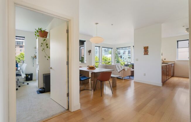 2 beds, 2 baths, $2,495, Unit UNIT # 302