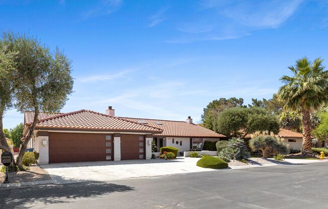 Hard to Find, Single Story Pool and Spa Home