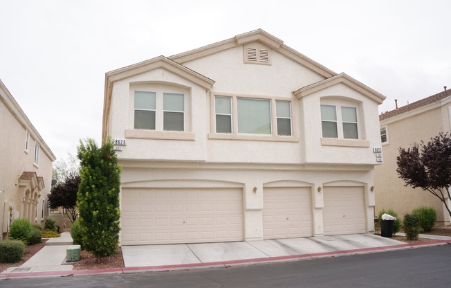 3 beds, 2.5 baths, $1,825