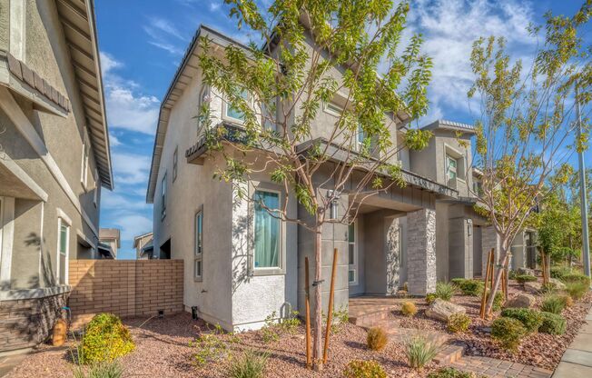 STUNNING 3-BEDROOM TOWNHOME IN CANDENCE - HENDERSON!