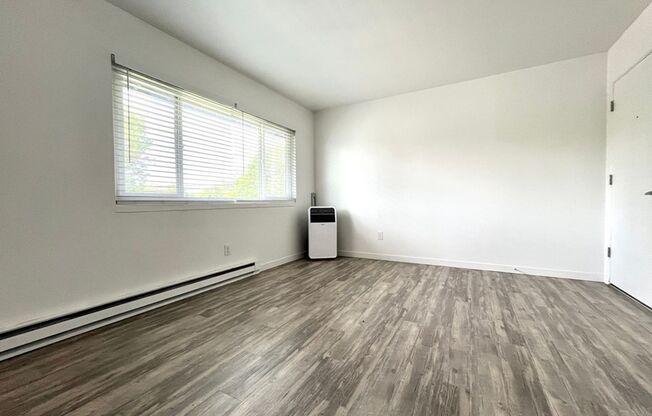 2 beds, 1 bath, 605 sqft, $1,395, Unit 48