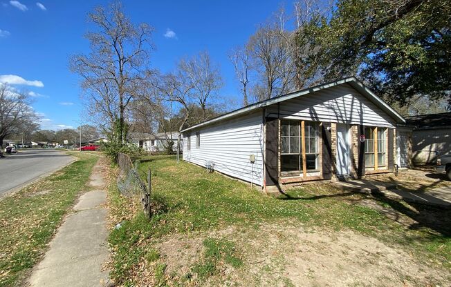 Spacious 4-Bedroom Home – Section 8 Welcome!