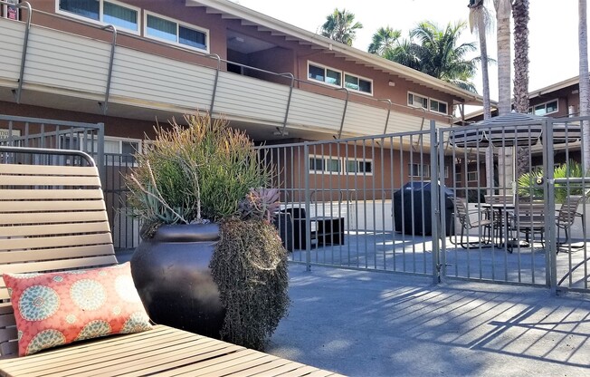 1 bed, 1 bath, 750 sqft, $2,415, Unit Unit 02