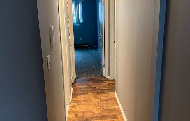 Beautiful 2 bedroom, 2.0 bath Condo in Westland
