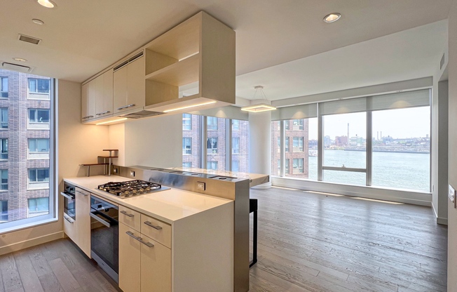 2 beds, 2 baths, 1,123 sqft, $7,300, Unit 9E