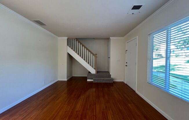 Bright Updated 2 Bedroom 1.5 Bath North San Jose Condo
