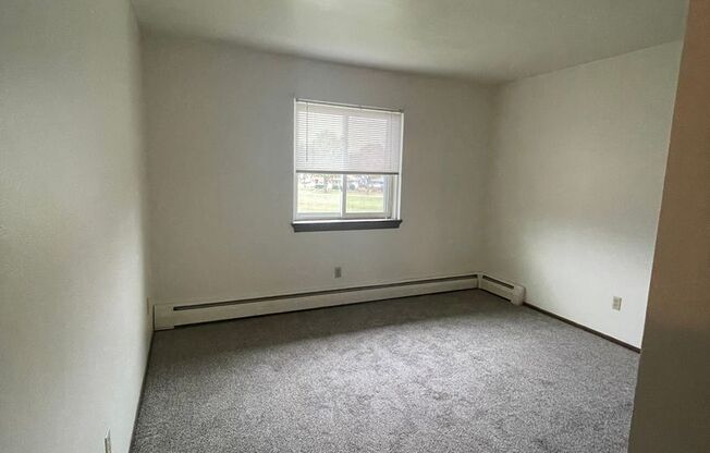 1 bed, 1 bath, $995, Unit 215