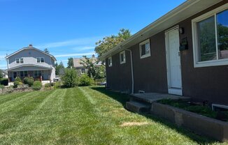 1171 E 22 AVE
