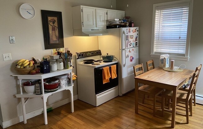 10 RENA ST