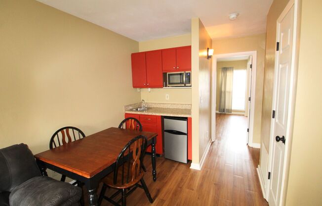 2 beds, 2 baths, $1,190