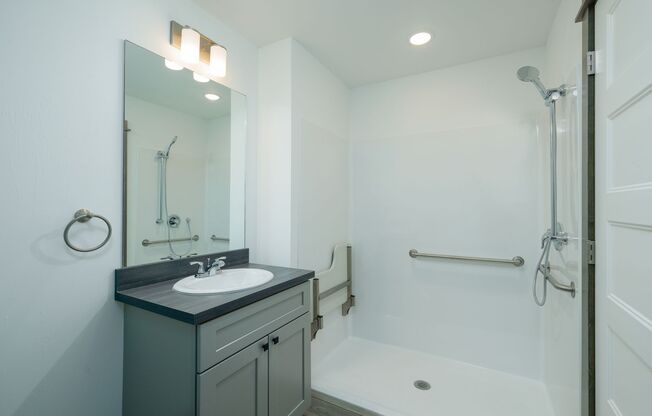 1 bed, 1 bath, 730 sqft, $1,650, Unit 102