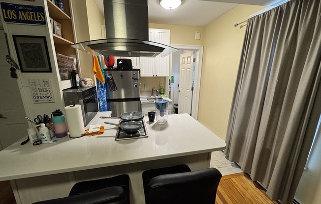 Studio, 1 bath, $2,550, Unit 3