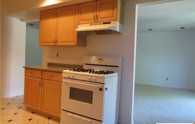 101 BEVERLY HL