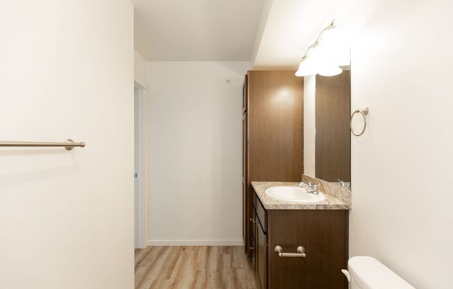 2 beds, 1 bath, 838 sqft, $1,645, Unit 116-104